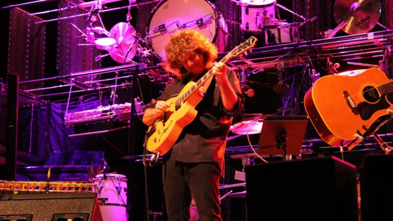 Pat Metheny Side Eye III Pairs Him With His Third Young Trio