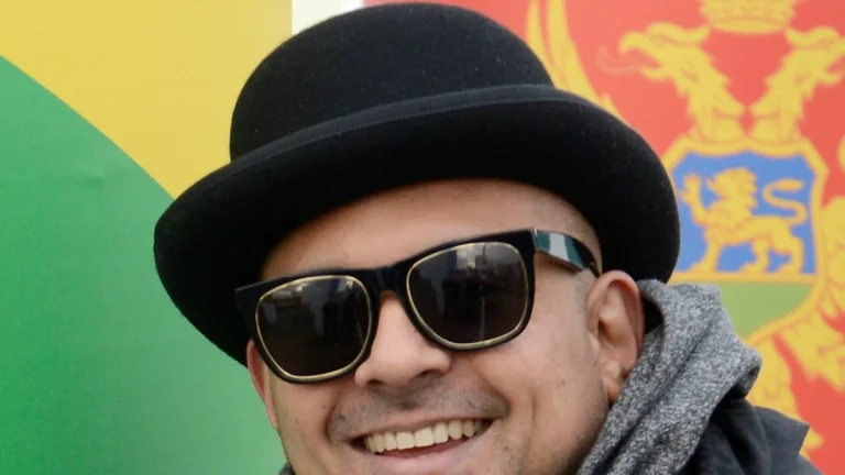 Sean Paul Stand On Business Is His First Sleng Teng Cut