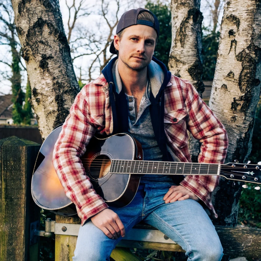 Tristan Hutton Enters the Country Ranking with Same To Me, Telecaster and Pedal Steel From the Dorset Coast