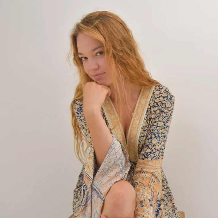 Sixteen Singles Later, Callie Young Points New Listeners Back to play house