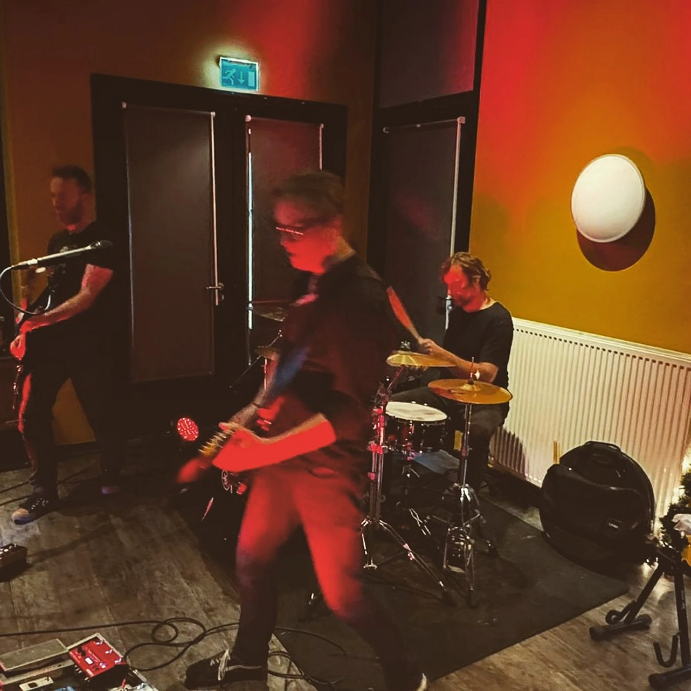 Yes to All Enter the Dutch Indie Chart with Pressure